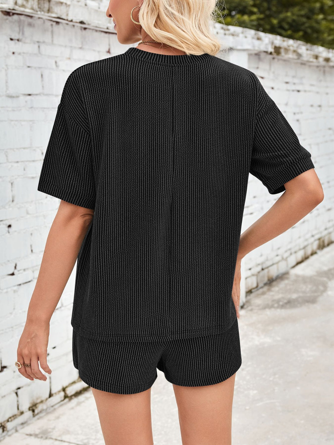 Lucía – Conjunto de Loungewear en Tejido Canalé Súper Cómodo