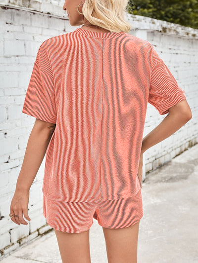 Lucía – Conjunto de Loungewear en Tejido Canalé Súper Cómodo