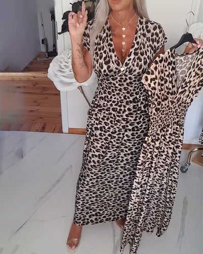 Camila – Vestido Largo Elegante con Estampado de Leopardo y Escote en V